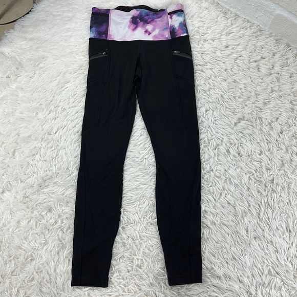 Lululemon Toasty Tech Tight II Black / Blooming Pixie Multi - Picture 1 of 6